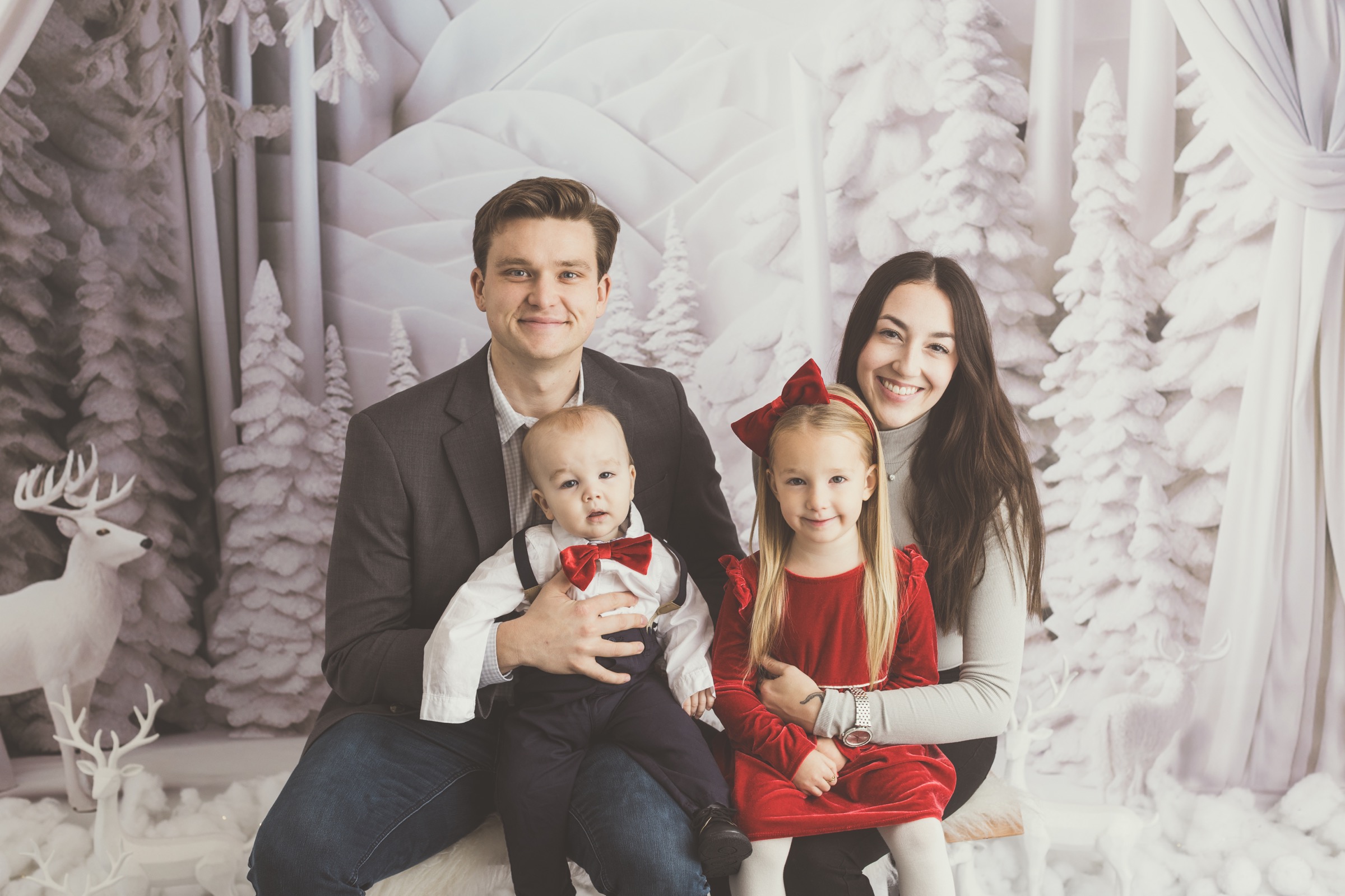 Joshua Smith with his wife and their two children